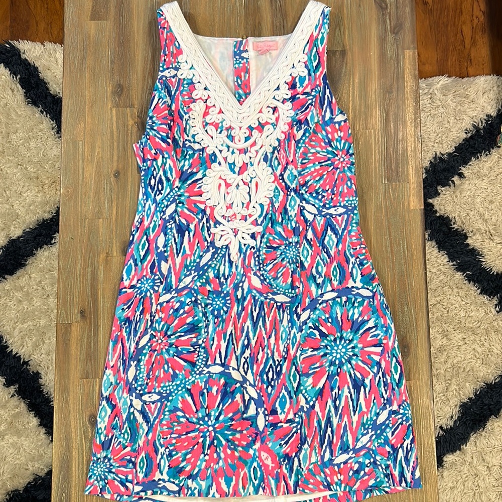 Woman’s Lilly Pulitzer sleeveless dress size 14